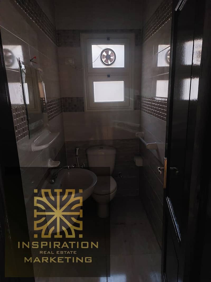 10 156b3885-e0e9-4bd9-bb97-b987c2f65491. jpg