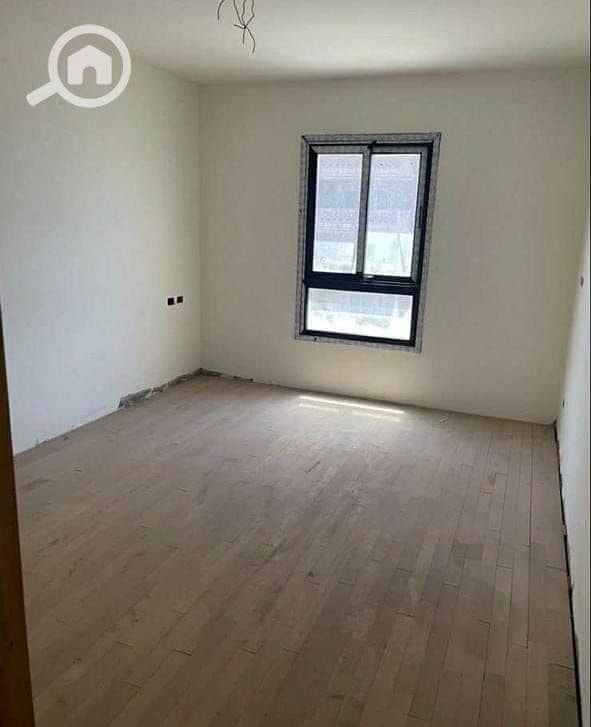 6 7293e4f8-8774-42eb-804c-79de415a2692. jpg