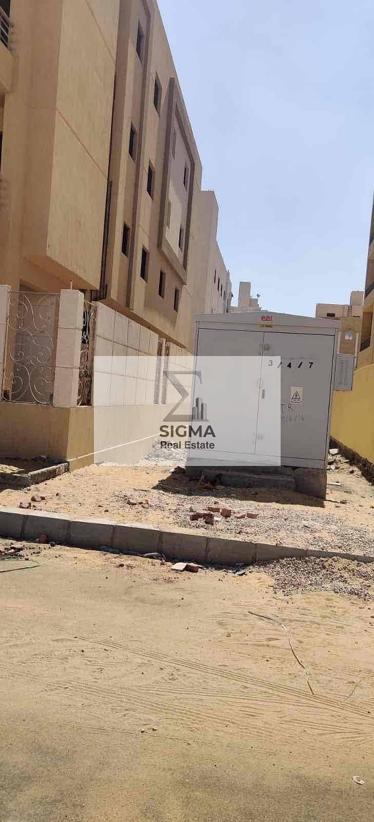 3 9d57b5b0-19a1-44c9-baac-10ce8992d011. jpg