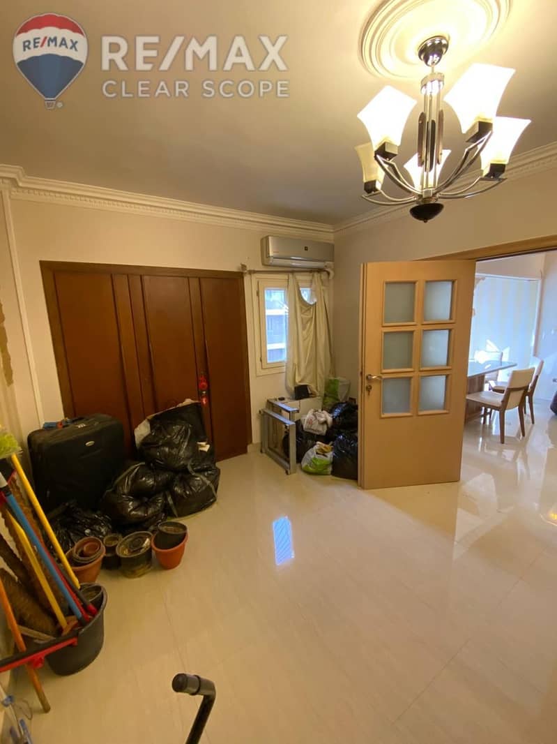 10 29042257-b5c6-4ae8-afb3-30e8136f477a. jpeg