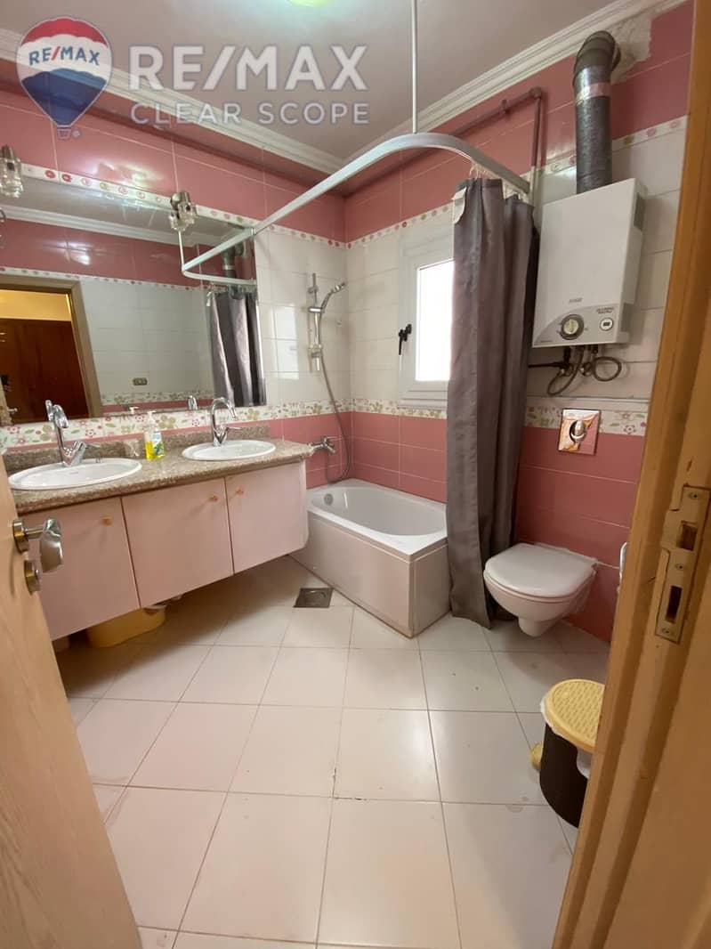 13 caafa774-db52-4dde-afa1-3ccaf7514fc2. jpeg