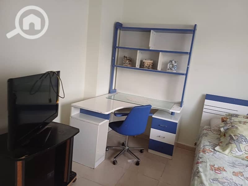 4 9dc626bd-af27-43b9-ab38-742d46da1f1a. jpg