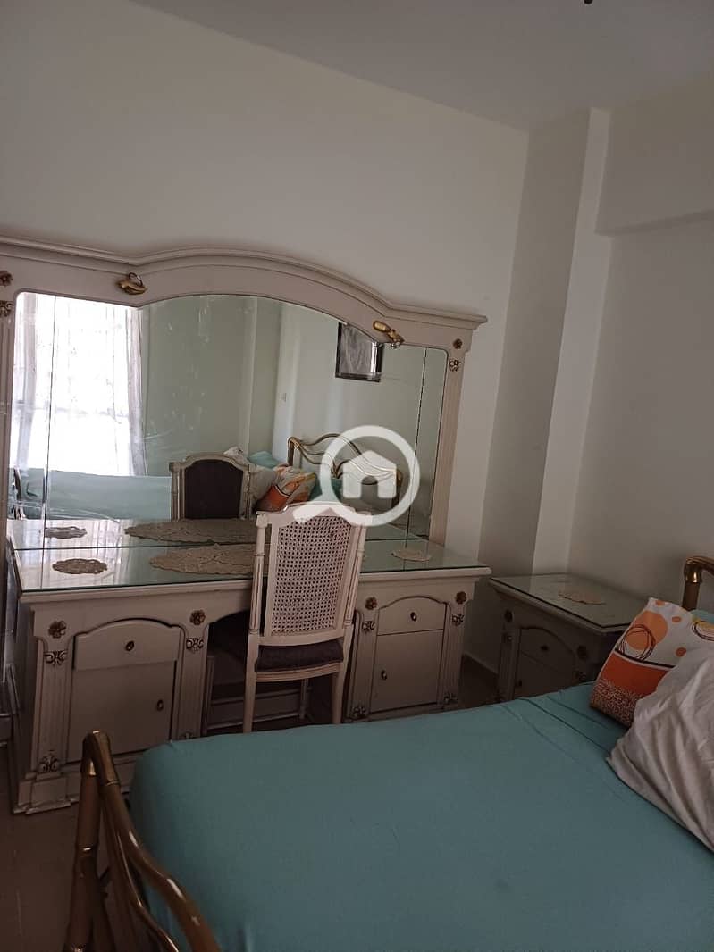 12 f2f73650-b9d4-4fc3-bd04-0dbbc84e69a7. jpg