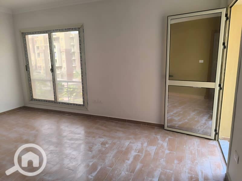 4 ca932e8d-d01b-483c-88ff-321b2be1a6f6. jpg