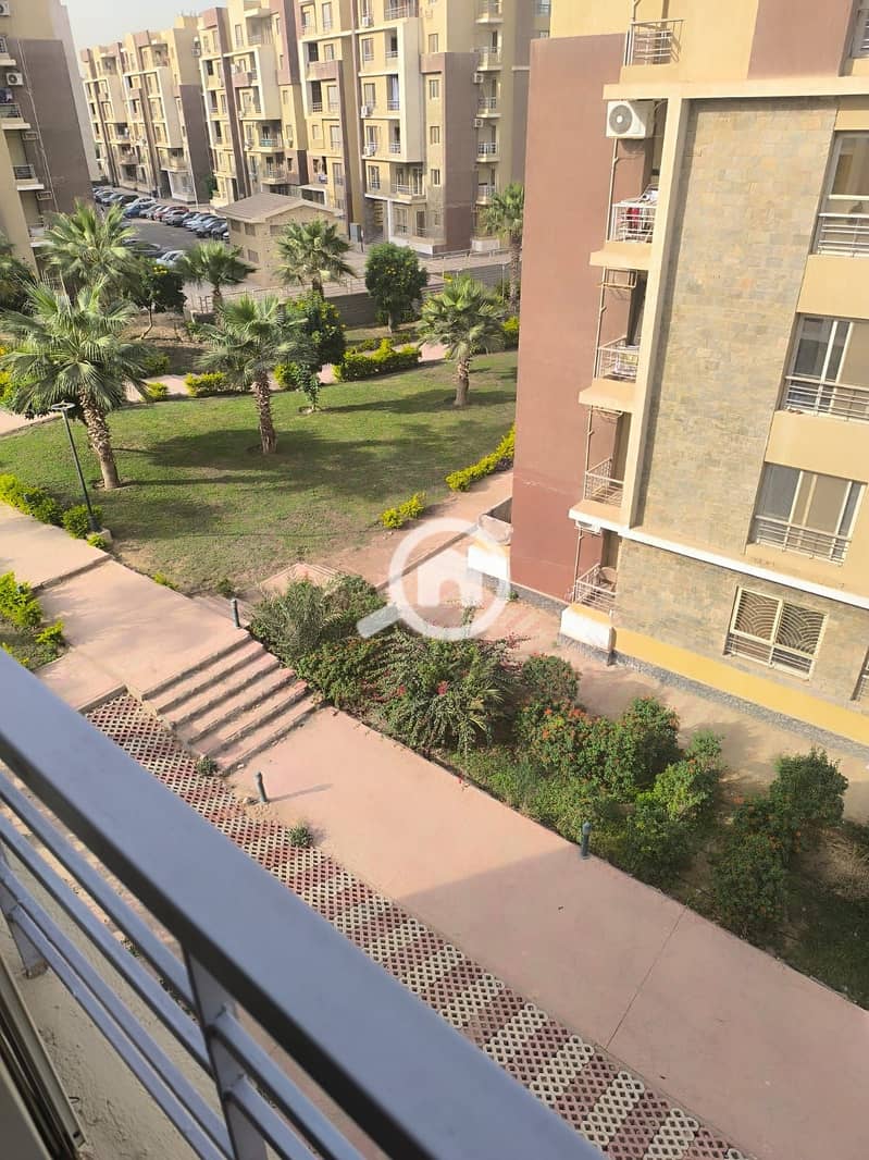 6 396666d6-d5a5-49db-973b-fc66a329c1f6. jpg