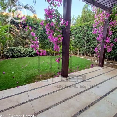 3 5d8e5d6d-db27-47ff-b7af-1e00036d5a87. jpg