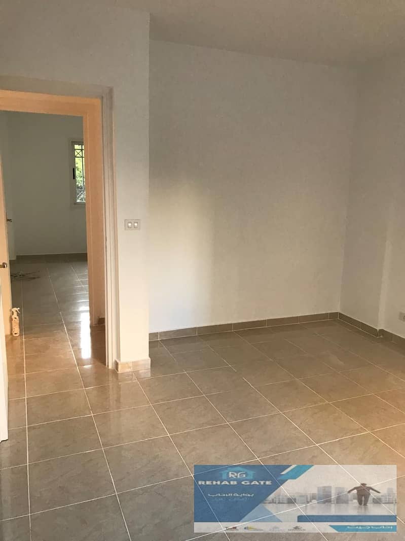 4 01fc77c6-d342-4797-824c-dd50c88471bc. jpg