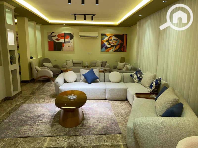 6 c4237c14-26b1-4f55-a280-138f9b6b951a. jpg