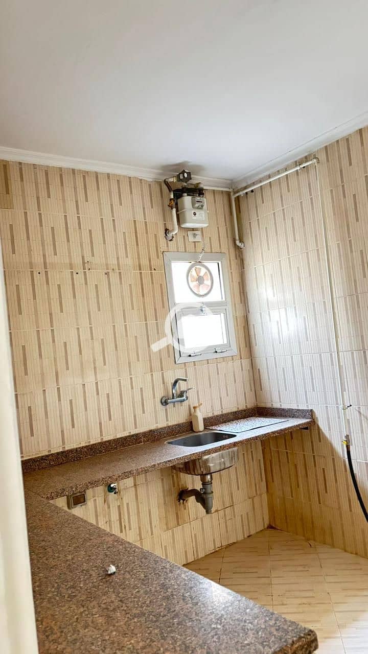 5 WhatsApp Image 2025-12-01 at 12.04. 42 PM (4). jpeg