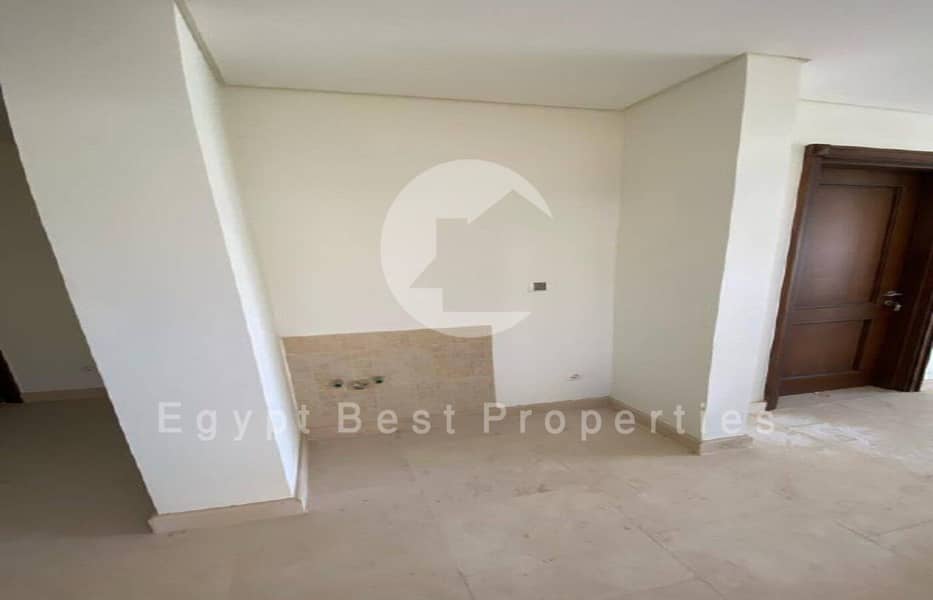 7 photo_5866374480060419085_x. jpg