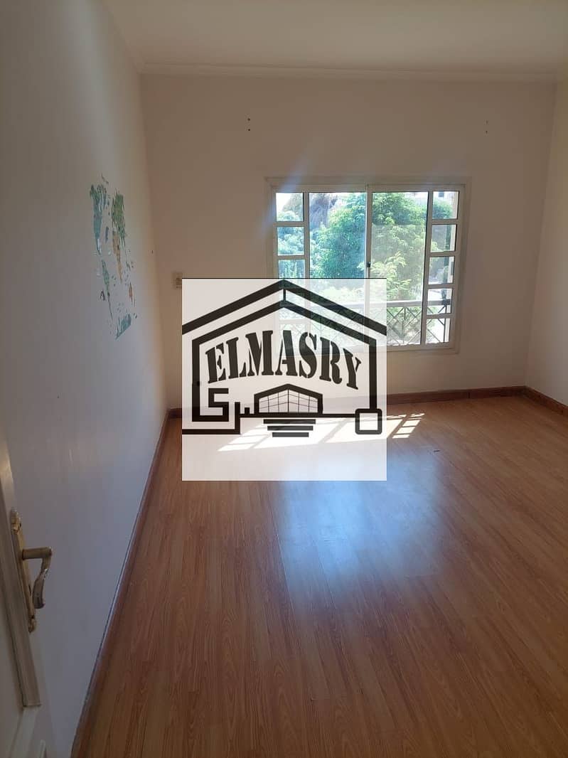 10 689556cd-7191-4f81-89ce-ba605e9113d6. jpg