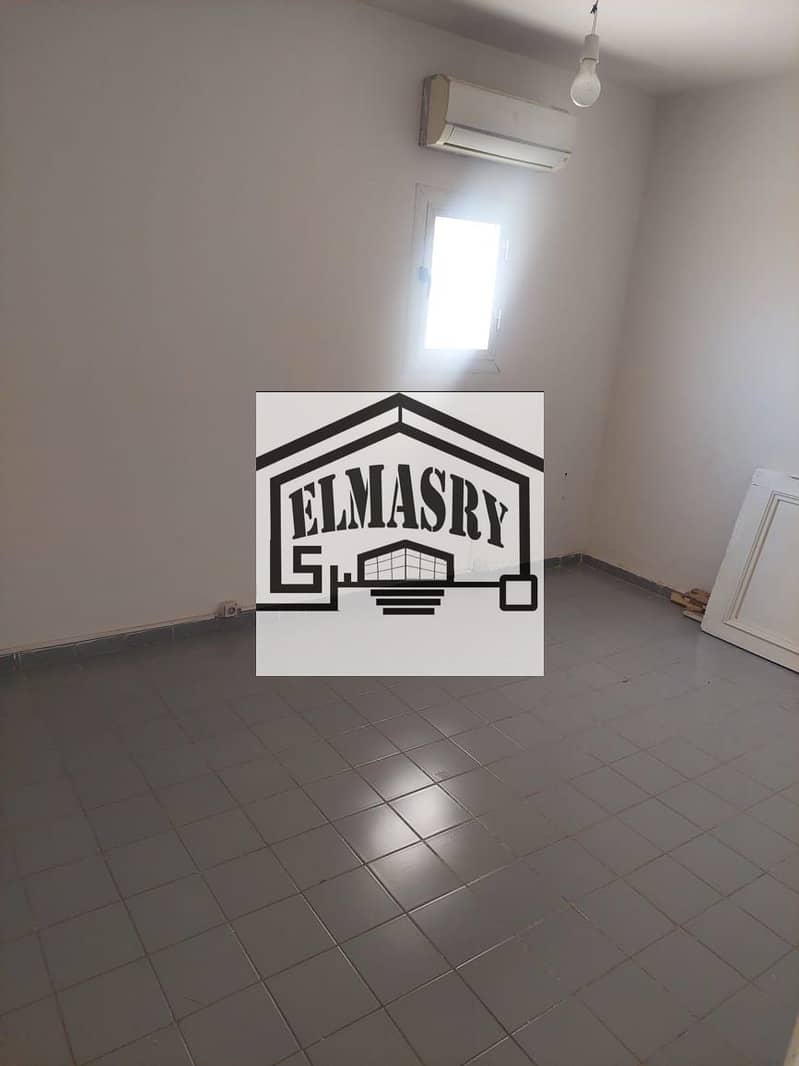 12 aa52c557-7acc-4920-a0de-b79cde056ac6. jpg