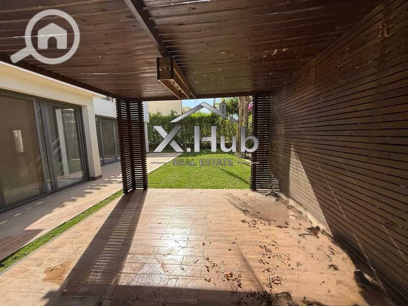 5 2a78da8e-5fa3-4461-83c8-bb2175899c1b. jpg