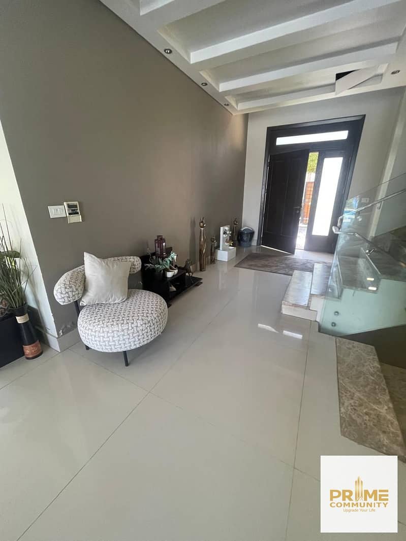 7 WhatsApp Image 2025-11-01 at 17.30. 00_ec7272f5. jpg