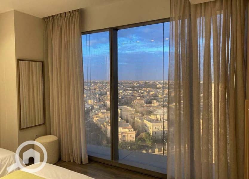 2 946fc30b-2aa9-4533-827c-4a2bcc580b8b. jpg