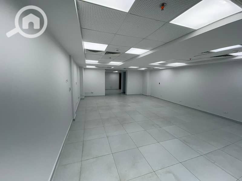 4 290d1892-446b-450d-b518-546f6cae40ed. jpg