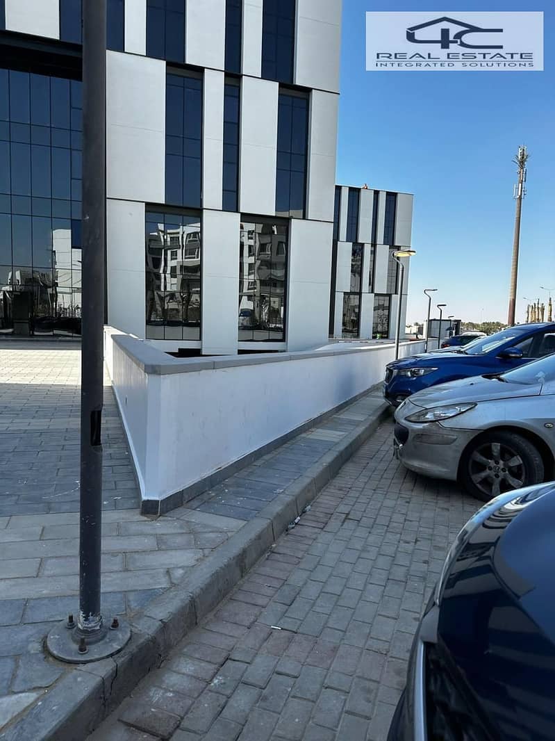 2 WhatsApp Image 2025-11-26 at 7.01. 26 PM. jpeg