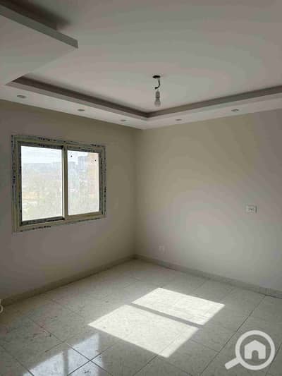 2 Bedroom Apartment for Rent in 6th of October, Giza - IMG-20251202-WA0038. jpg