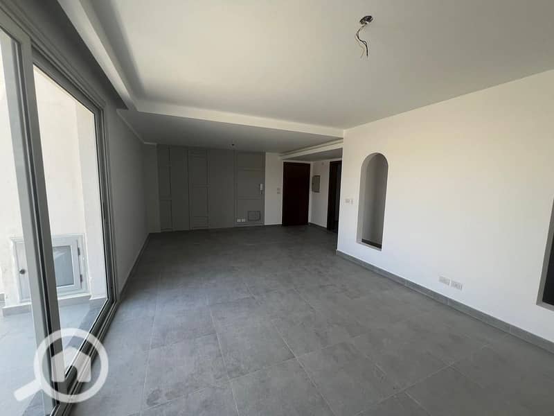 9 f5c0d473-21e2-4dcf-b3da-9eaf70ac07e0. jpg