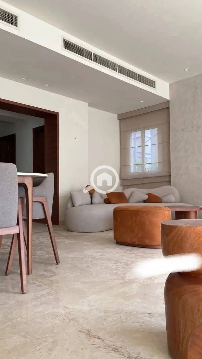 4 WhatsApp Image 2025-11-25 at 1.24. 53 PM. jpeg