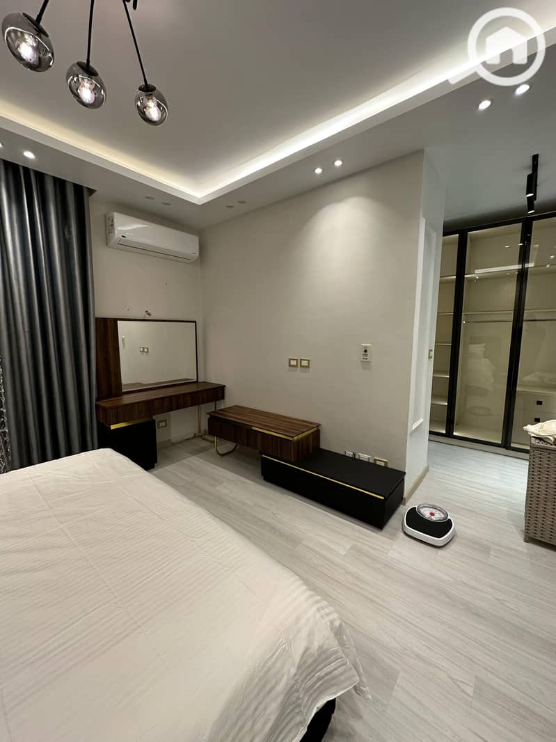 12 1325ac3b-6372-4276-8ad3-ed69272d943a. jpeg