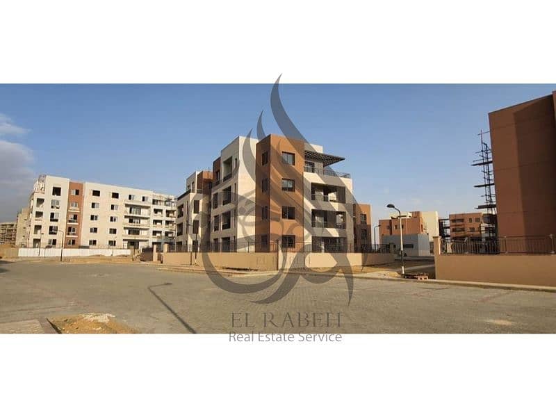 4 ft2yAh1z1GIMmATY. jpg