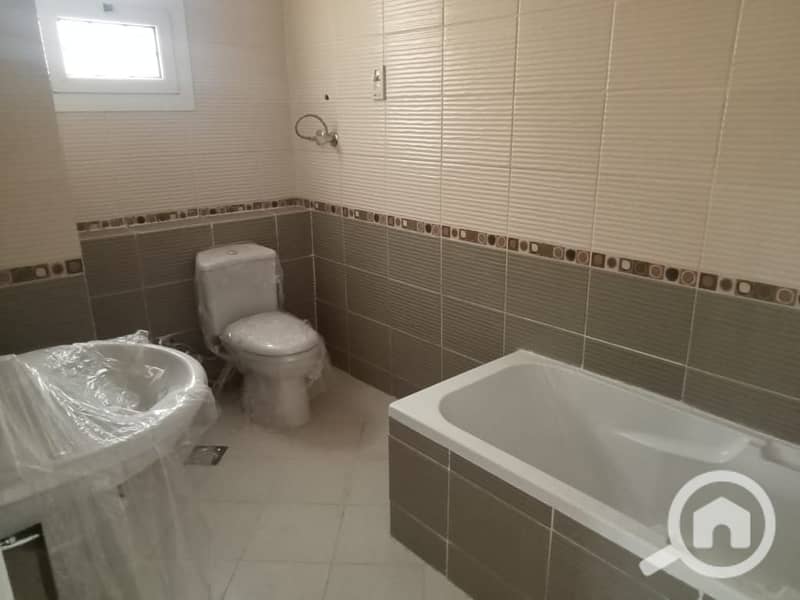 13 cd6ad1e5-b37b-41a7-b3ea-cde7720c2170. jpeg