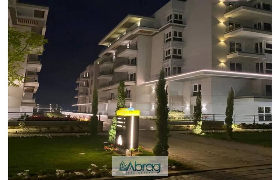 3 8199861-6c64do. jpg