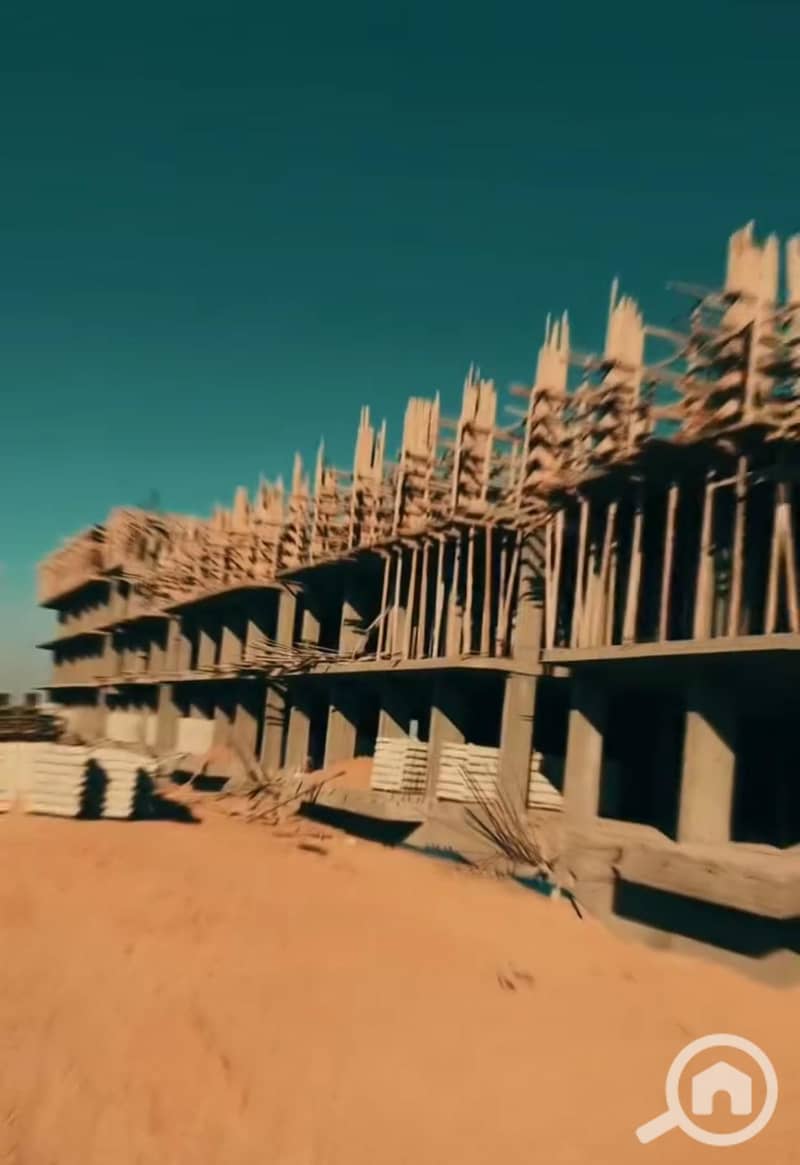 2 fdaae964-f343-4572-a4bf-d5571b31cfe1. jpg