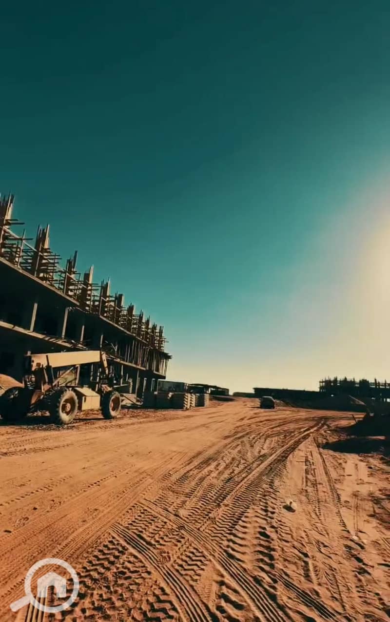 5 c98b0e35-79fc-4052-8795-2de281b4961a. jpg