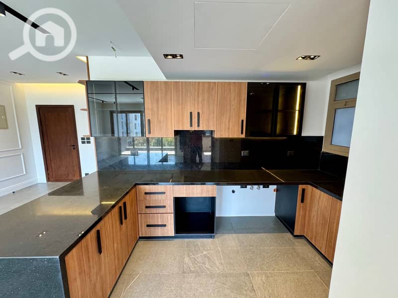 2 8566d27d-4f88-4e8f-a23c-65fd857a469d. jpeg