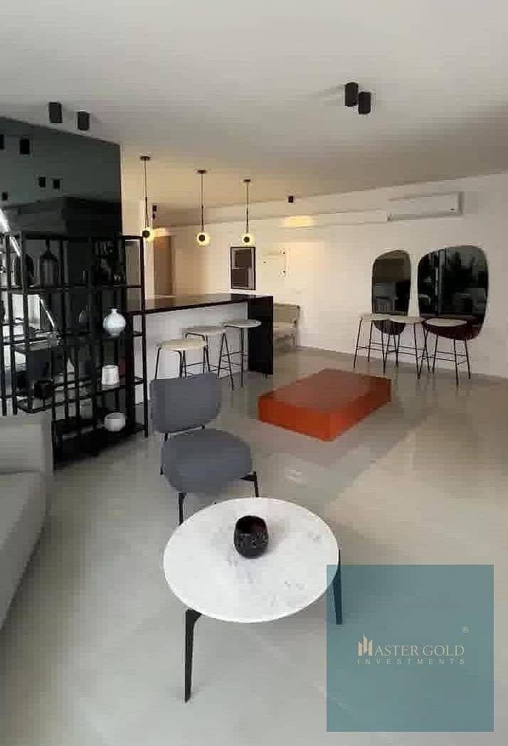 6 32144544-800x600. jpeg