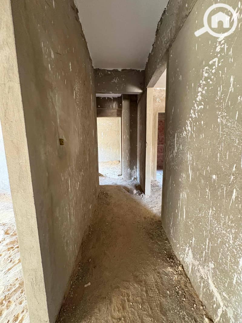 8 6dd68aec-836f-43f0-a03d-f0d7c061e1b4. jpg