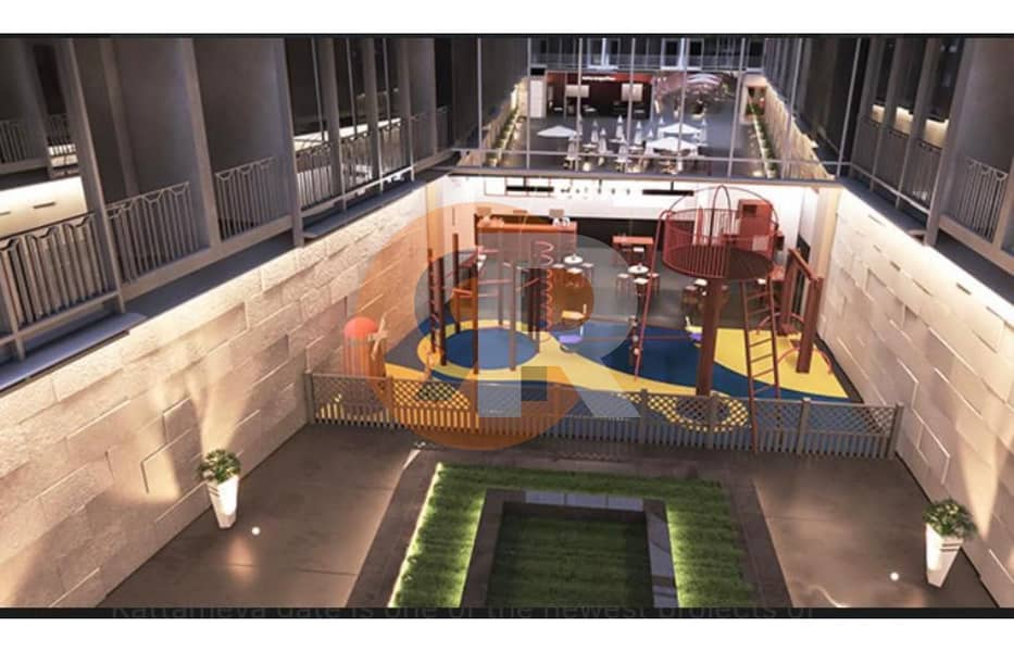 10 b773f08b-07e0-407c-a196-590dd8365c7d. jpg