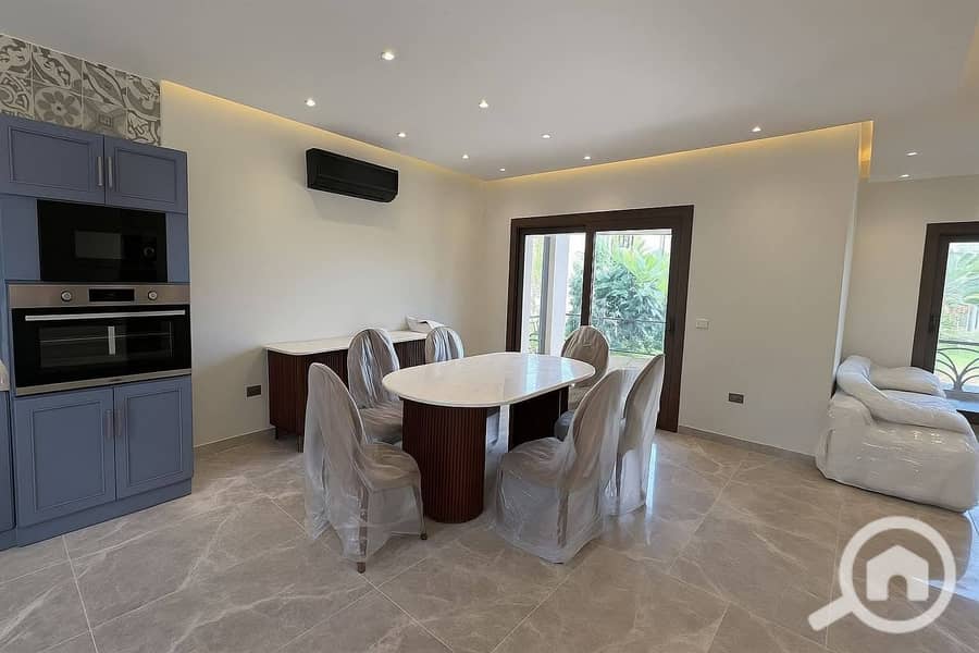 9 591697591_122303752982228254_8537632320591670835_n (1). jpg