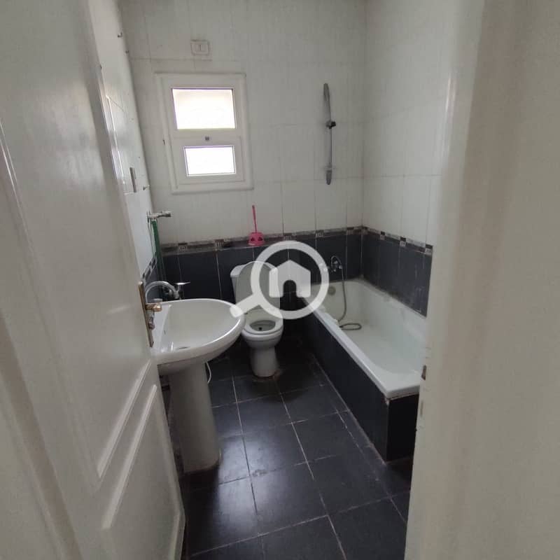 13 cbba2556-d68a-4e43-a976-e9ff7250afc5. jpg