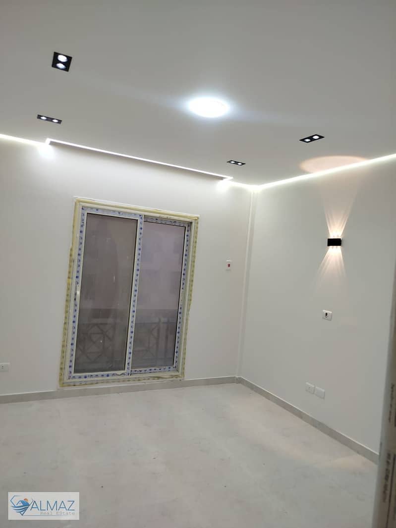 8 WhatsApp Image 2025-12-02 at 4.13. 04 PM (2). jpeg