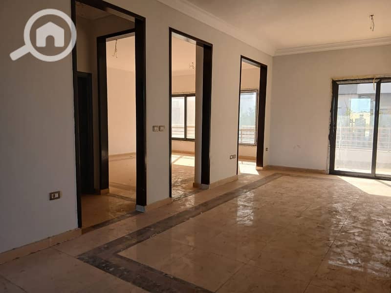 3 4a5b152f-909d-4eb2-8a10-ca559748a5f2. jpg