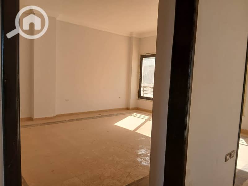 11 e44f25a9-68b2-4a9a-b860-94f725b1e468. jpg