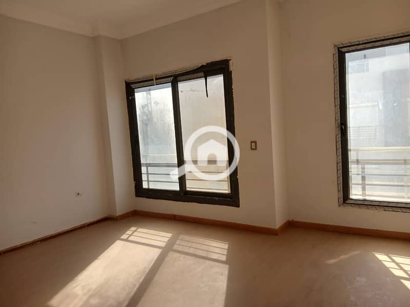 15 ea3a0efd-fb1f-4432-9769-3d0c37a9ee47. jpg