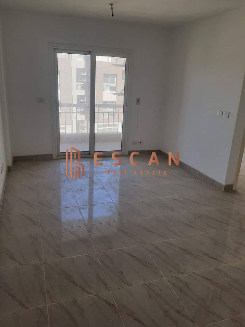 2 f143699c-5107-49e3-8cbe-78fa44638a55. jpeg