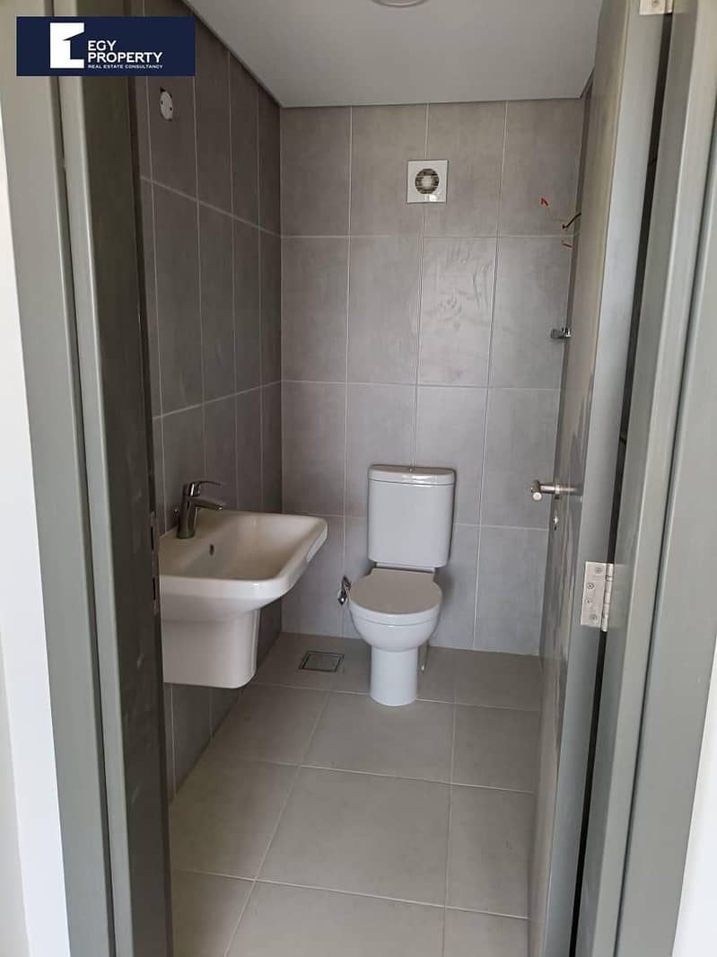 9 _files_WhatsApp Image 2025-11-27 at 19.06. 33_c35518df. jpg