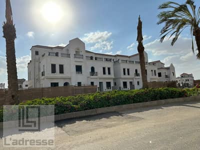 تاون هاوس 4 غرف نوم للبيع في العاصمة الإدارية الجديدة، القاهرة - IMG-20251202-WA0139. jpg