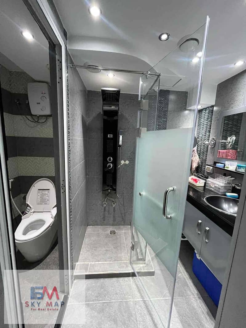 15 e99d4870-f6aa-4c8f-9d21-5ea03b7de760. jpg