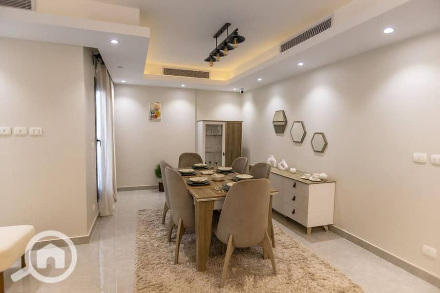 8 WhatsApp Image 2025-05-14 at 12.44. 27_c27aefd2. jpg