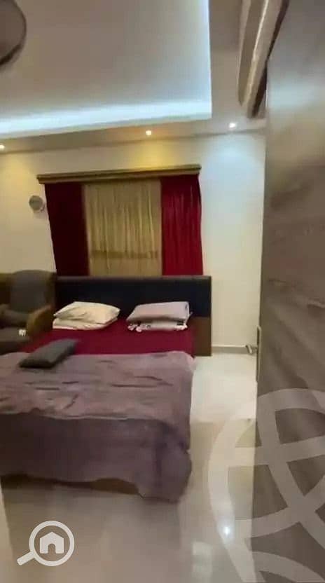 2 013b95d208c1456cb3a3d49cc1b20d99. jpg