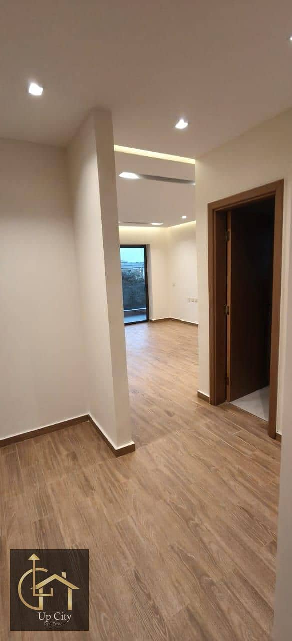 6 9eddc8f8-fd21-4fb1-b75e-864e81d6087e. jpg