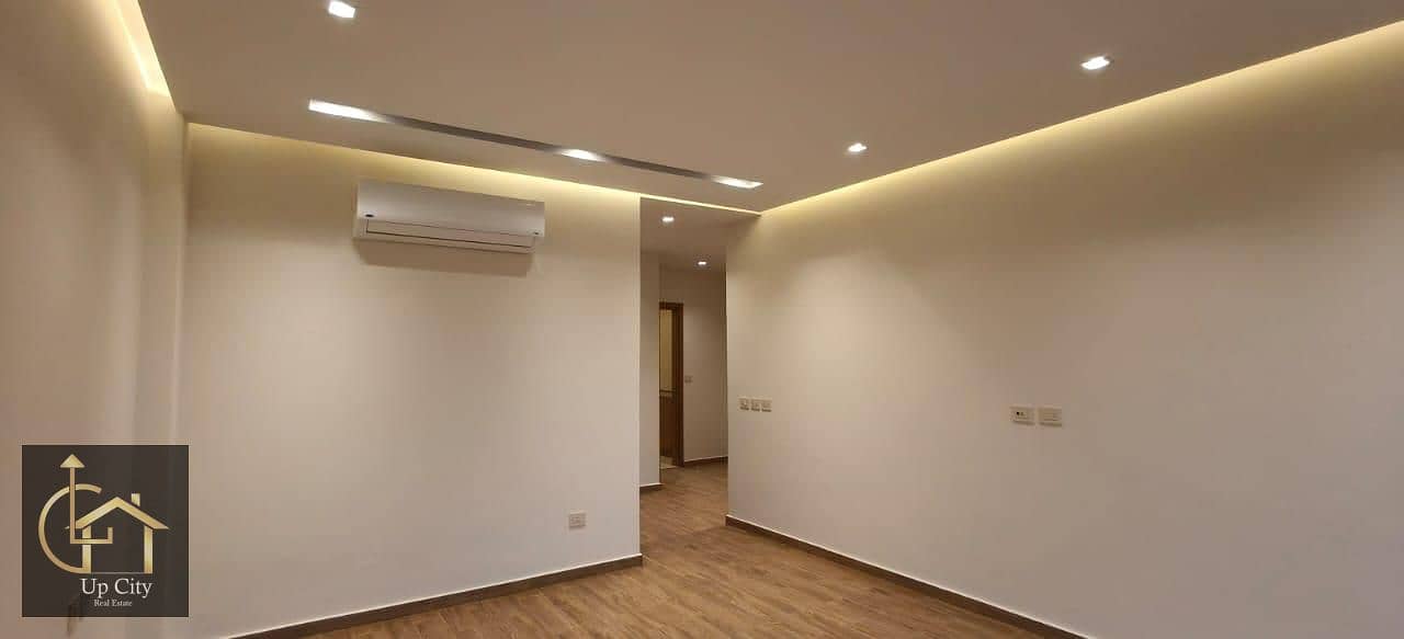 13 ca8a4180-df39-44af-885e-7c8d3155d15e. jpg