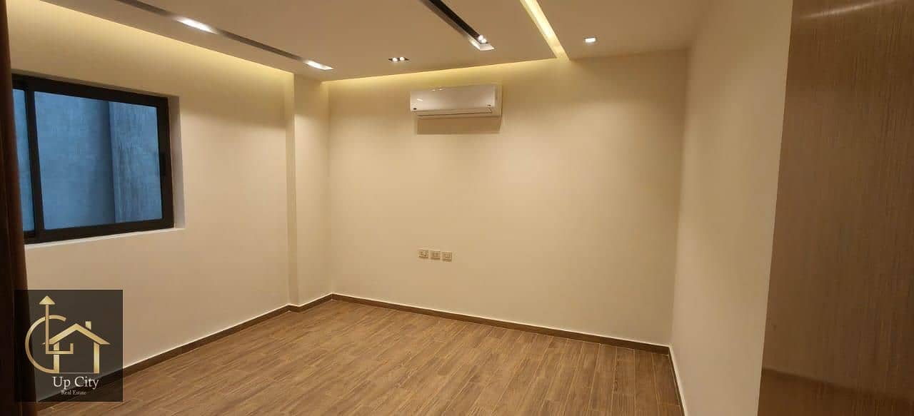 15 d6eadcd2-ef46-4d6c-ae32-3089a752cf80. jpg