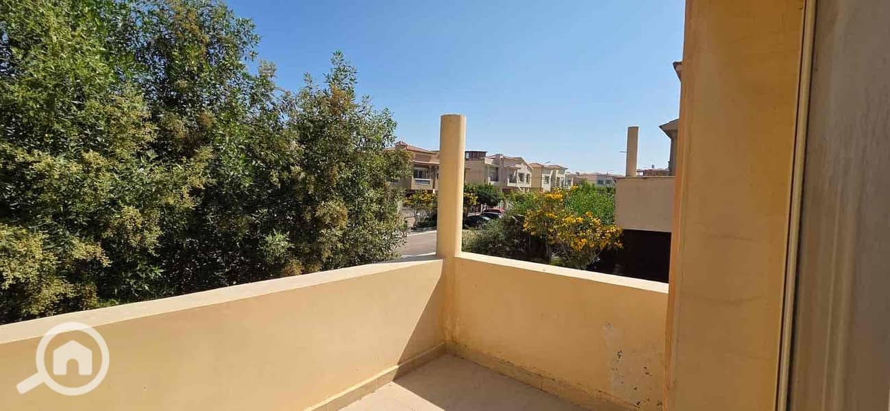 4 1c1437d9-f97c-456a-bf0c-1f3cca52c851. jpg